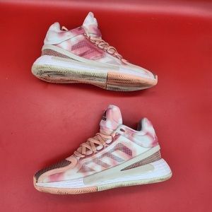 Adidas D Rose 11 ‘Glow Pink’😍